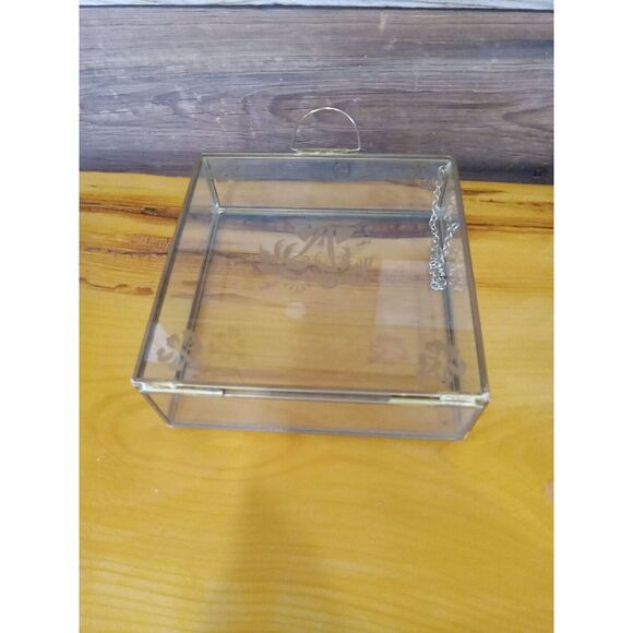 Trinket Box Handmade Glass and Brass Etched Lid Vintage Decor 6" L x 6" W Gift - Picture 6 of 7